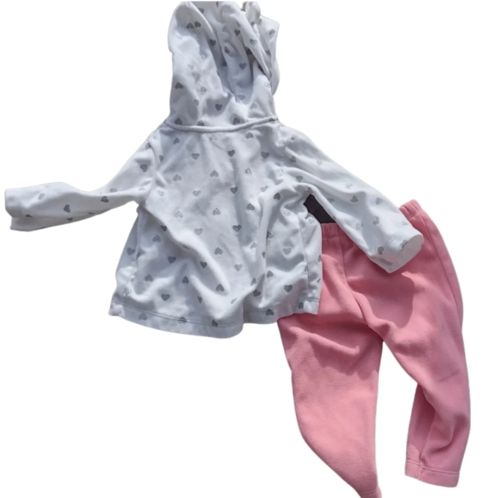 X) Carter’s Baby Girl Outfit 9M White Heart Hoodie Jacket Pink Pants Set 2 Piece